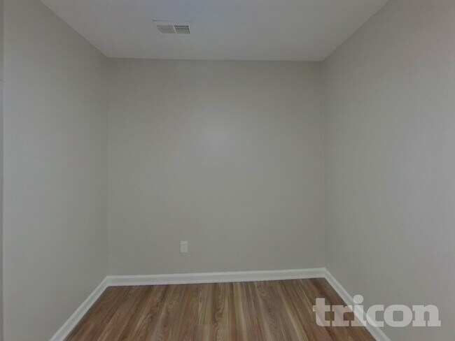 Foto del edificio - 253 Aershire Ct