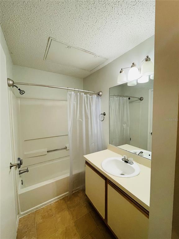 Building Photo - 727 Sugar Bay Way