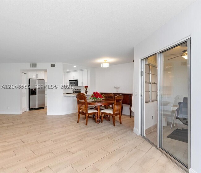Foto del edificio - 1110 SW 125th Ave