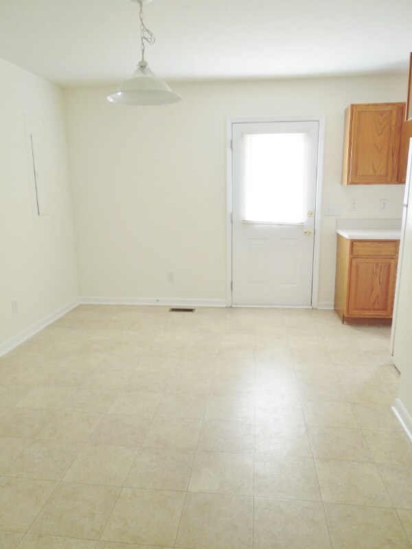 Foto del edificio - 108 Pleasant Hill Rd