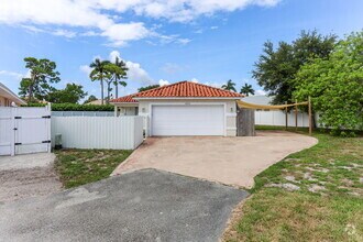 Building Photo - 10216 Boynton Pl Cir