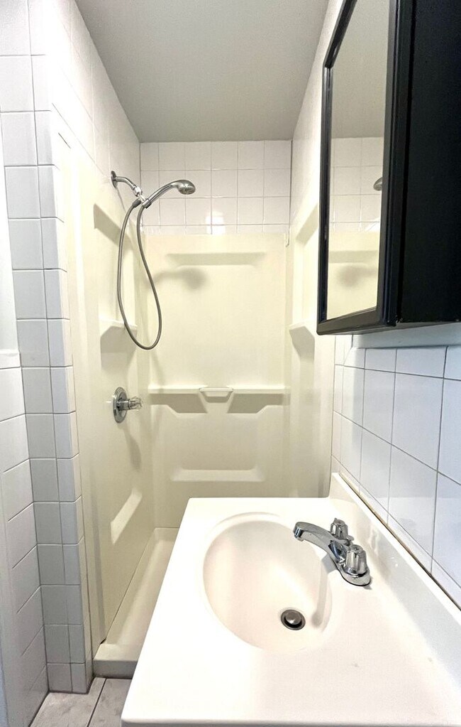 Interior Photo - 60-62 Chelsea