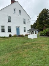 Building Photo - 20 Riverview Rd