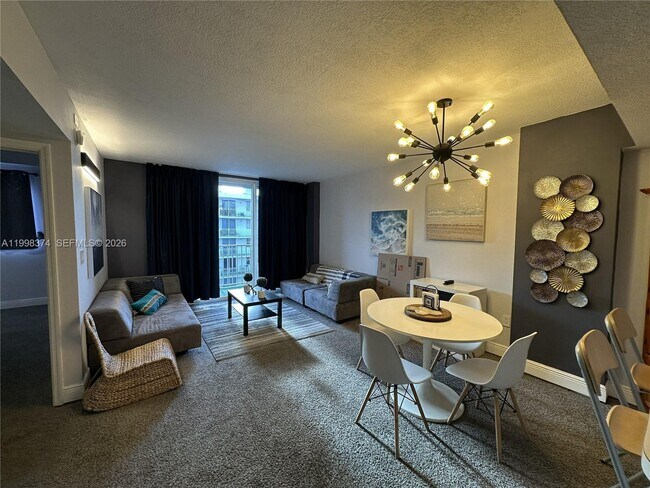 Building Photo - 218 NW 12th Ave