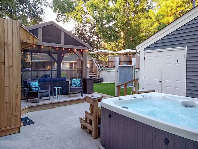 Building Photo - 4125 Peachtree Ave