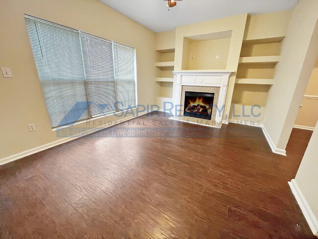 Building Photo - 6060 Capitol Knoll