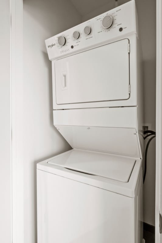 Building Photo - 1371 W Randolph St