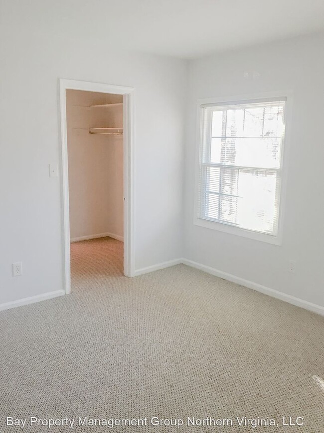 Building Photo - 8231G Kings Charter Ln