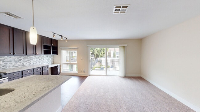 Interior Photo - 27 Seventy Five Mesa Verde