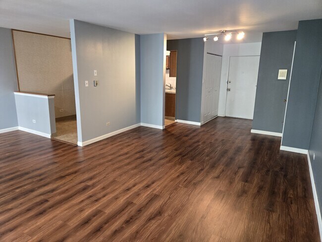 Living room - 2772 E 75th St