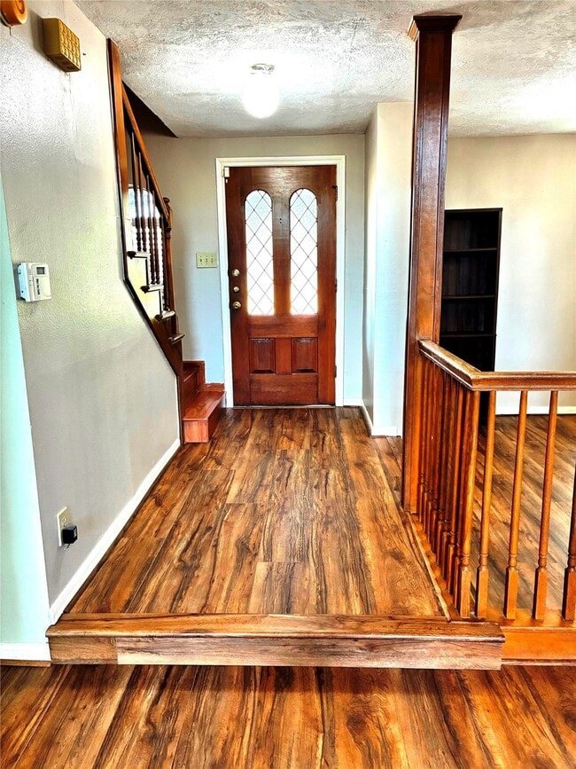 Building Photo - 15502 Rio Plaza Dr