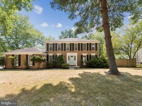 Building Photo - 13563 Point Pleasant Dr