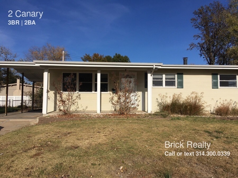 Primary Photo - 2 Canary Ct