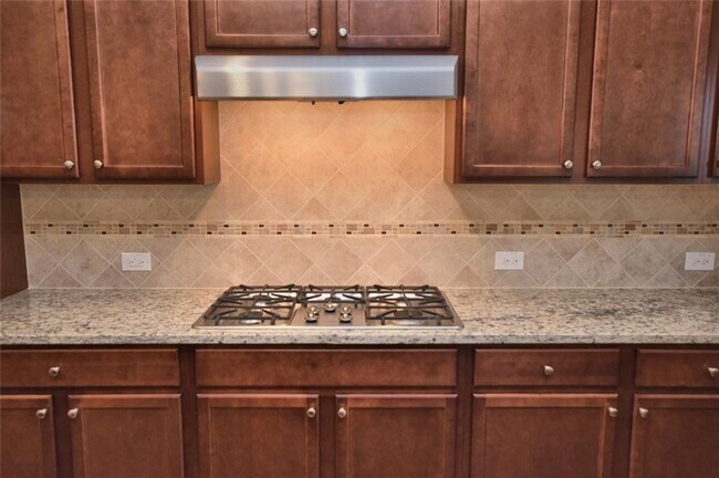 Foto del edificio - 930 Reserve Point Pl