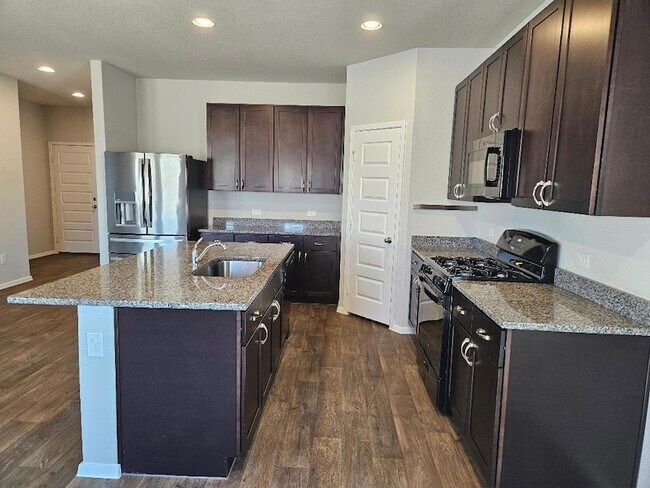 Foto del edificio - 162 Hayloft Ln