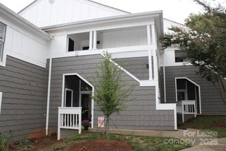 Building Photo - 763 Southwest Dr