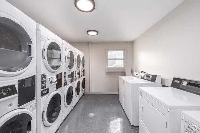 Lavadero - Hartford Mills Apartments