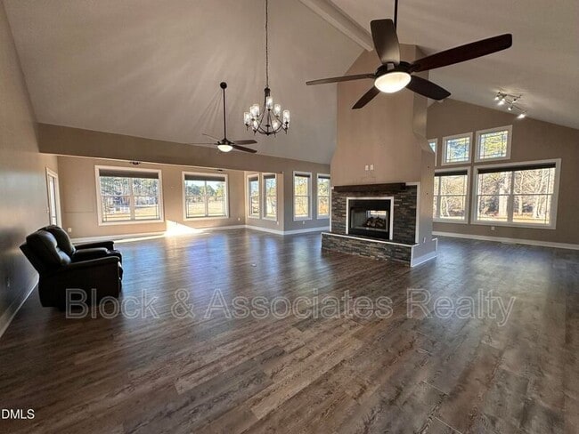 Foto del edificio - 4446 Old US Hwy 421