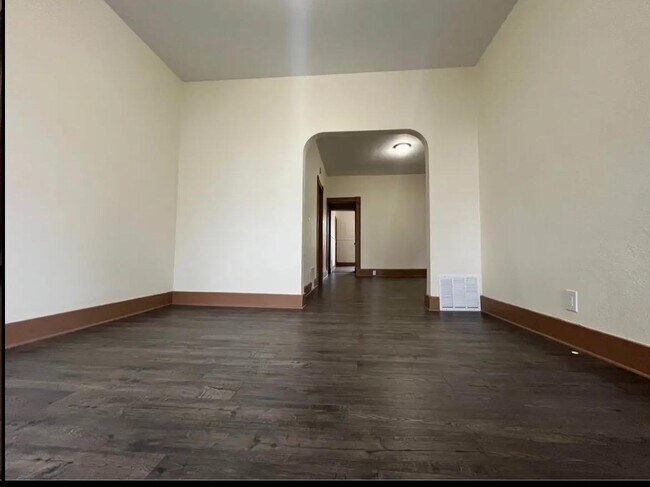 Foto del edificio - 1422 N 26th St