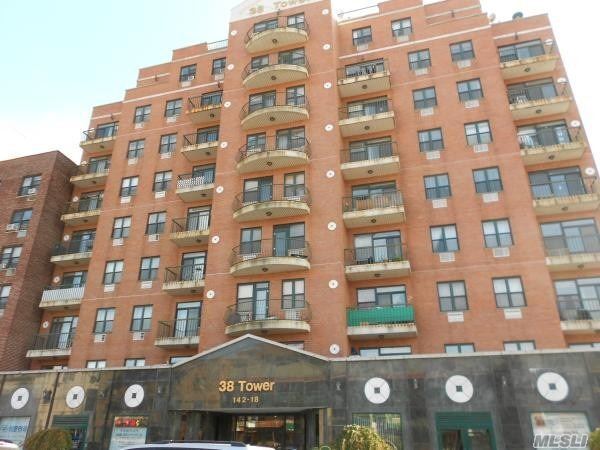 Foto principal - 142-18 38th Ave