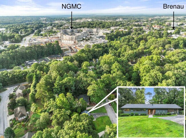 Photo - 560 Park St Pl House