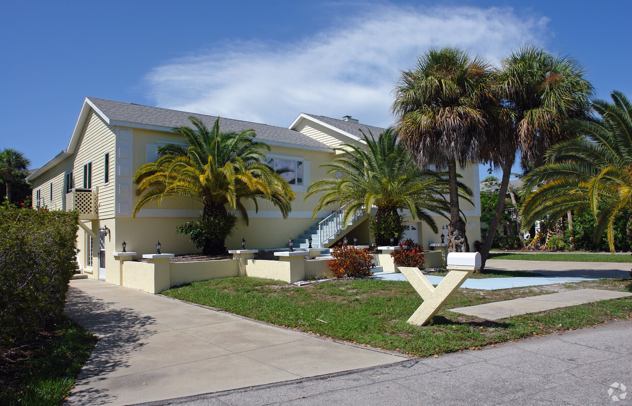 Foto principal - 404 80th St