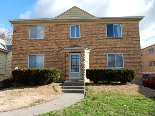 Building Photo - 7456 Edgemont Rd