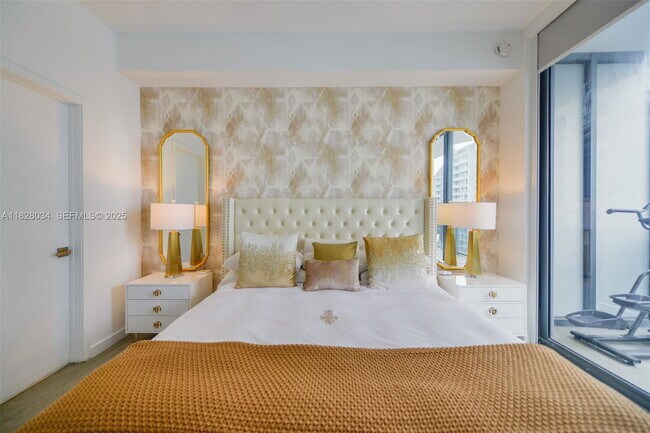 Foto del edificio - 45 SW 9th St