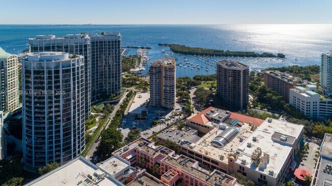 Foto del edificio - 2801 Florida Ave