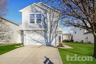 Building Photo - 4475 Connaught Dr E