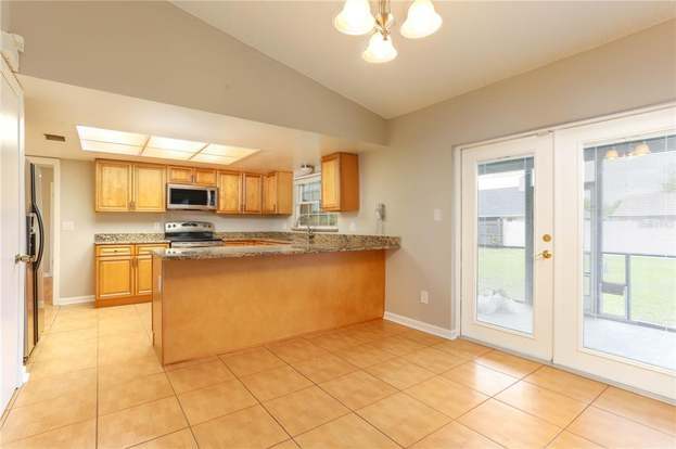 Building Photo - 854 N Jerico Dr