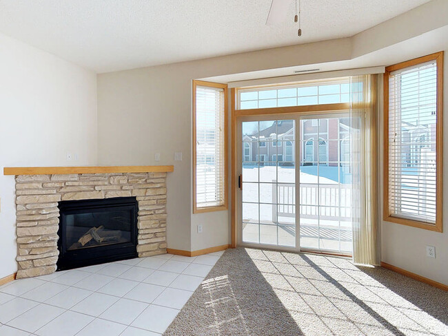 Large Windows To Let in Plenty of Natural Light! - Crystal Bay Townhomes