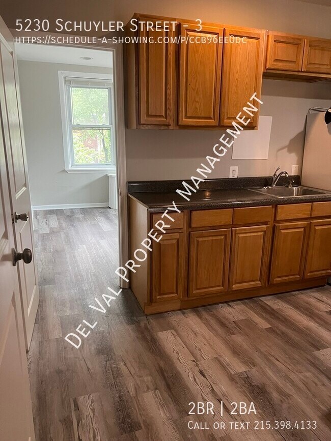 Building Photo - 5230 Schuyler St