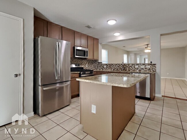 Foto del edificio - 21307 Shadow River Ln