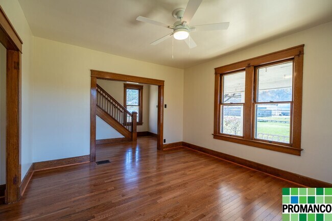 Foto del edificio - Southern Style Charming 3-Bedroom Farmhouse