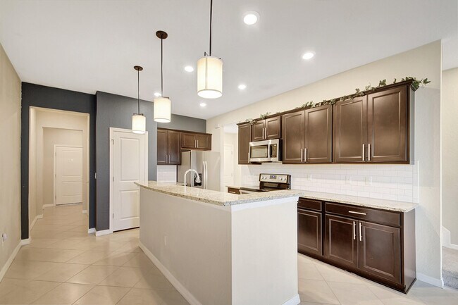 Building Photo - 2861 Bard St