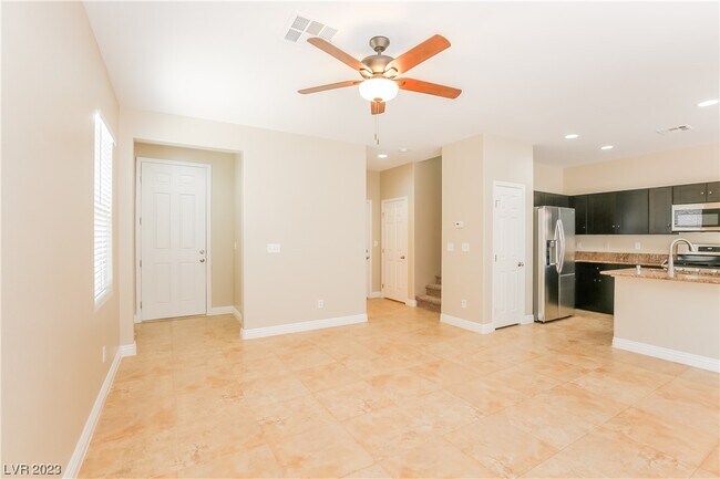 Foto del edificio - 9140 Checkerboard Ct
