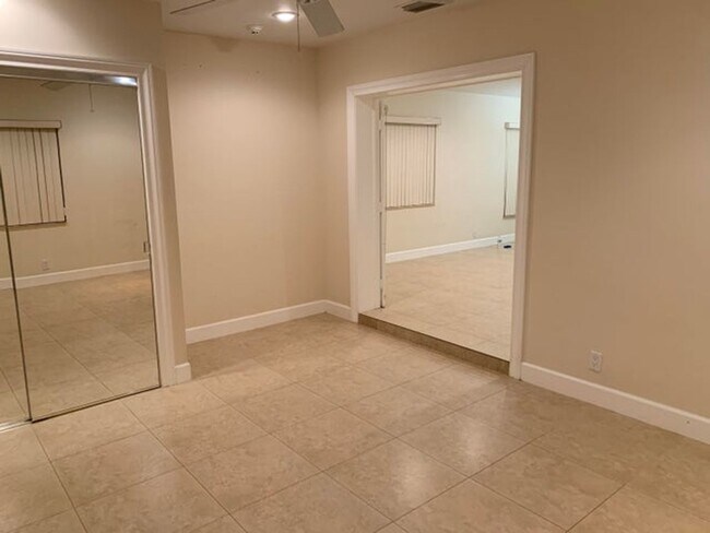 Building Photo - 450 W Conference Drive, Boca Raton, FL 33486
