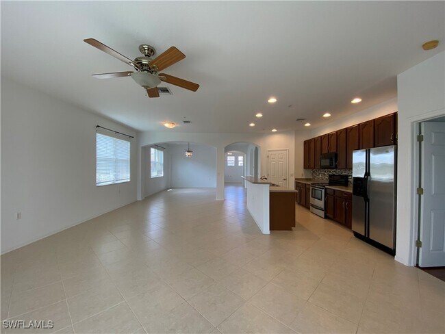 Foto del edificio - 14726 Calusa Palms Dr