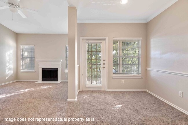 Building Photo - 2400 Spring Rain Dr