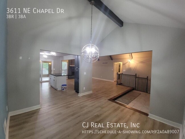 Building Photo - 3611 NE Chapel Dr