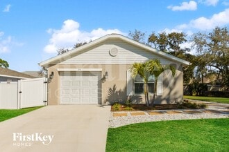 Building Photo - 92 Stanford Rd