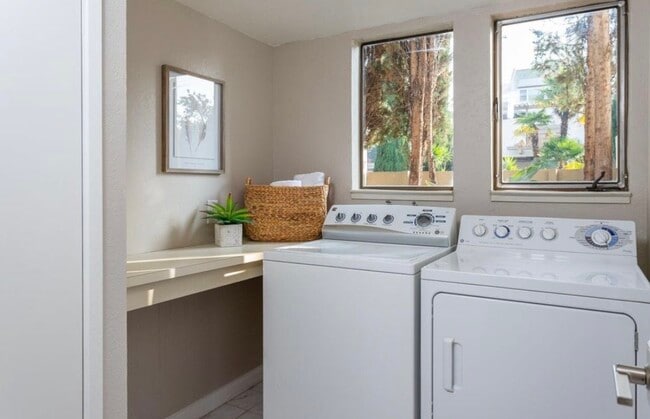 Foto del edificio - 61 Mozden Ln