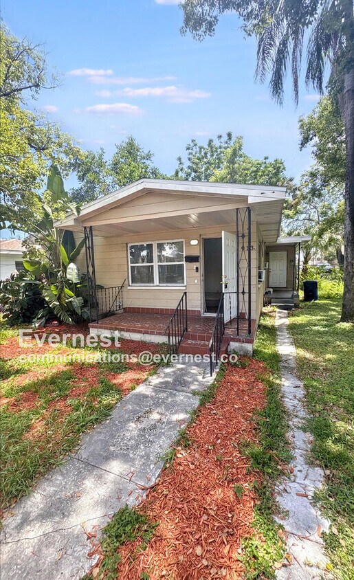 Primary Photo - 913 E 11th Ave