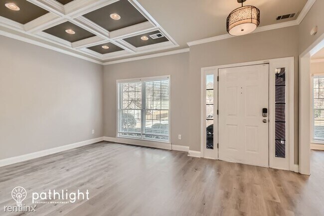 Foto del edificio - 4 br, 3 bath House - 1444 Oglethorpe Drive...