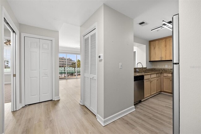 Building Photo - 345 Bayshore Blvd