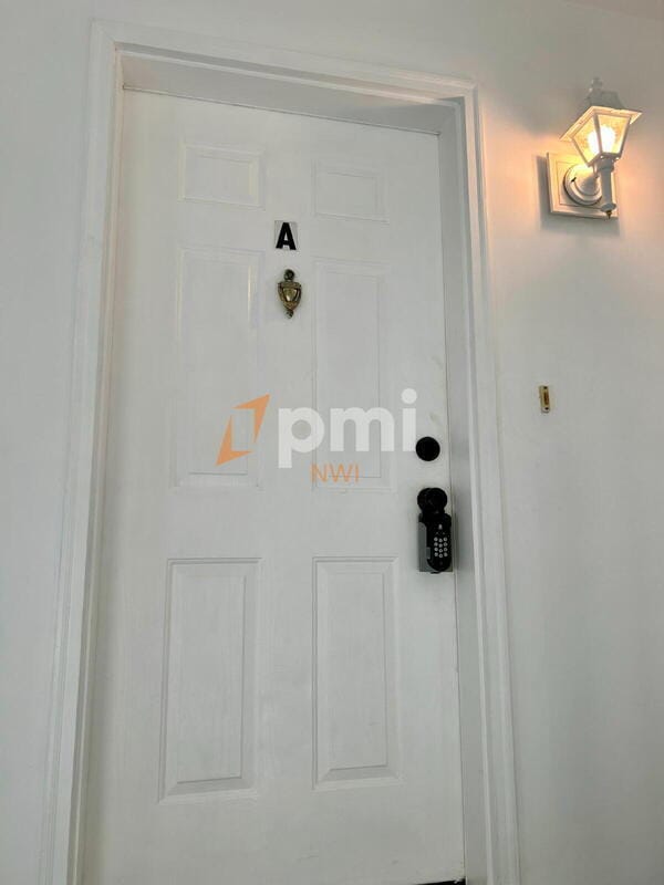 Foto del edificio - 1056 Joliet Rd