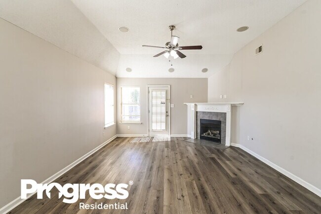 Building Photo - 5871 Carrel Cove