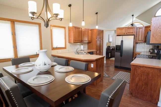 Photo - 1161 Strong Ave House