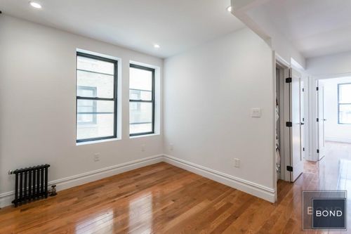 Building Photo - 609 W 151st St